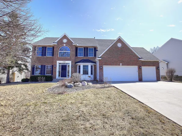 1595 Spinaker Dr, Woodbury, MN 55125