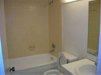 5th image of 3976 NW 89th Ave
