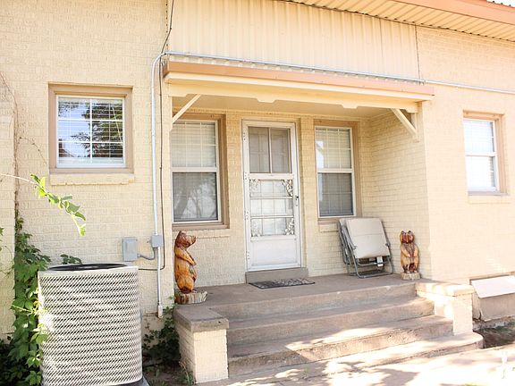 5th image of 4067 Rose Dr