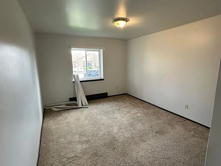 10628 W Dakota St — Photo 19