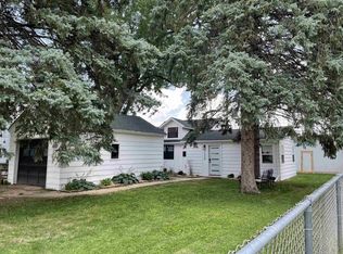 1420 Woodman Rd, Janesville, WI 53545