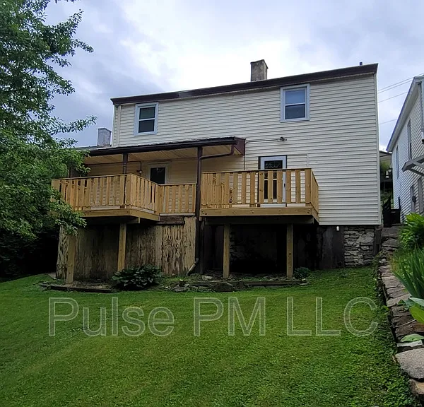 816 Montague Rd #U1 — Photo 16