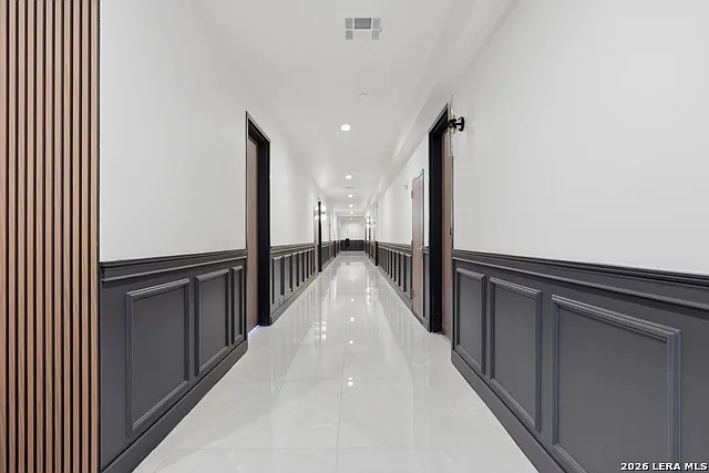 South Hausman Condos — Photo 3