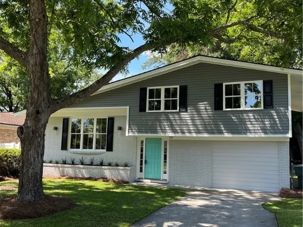 1824 Upson Street, Savannah, GA 31405