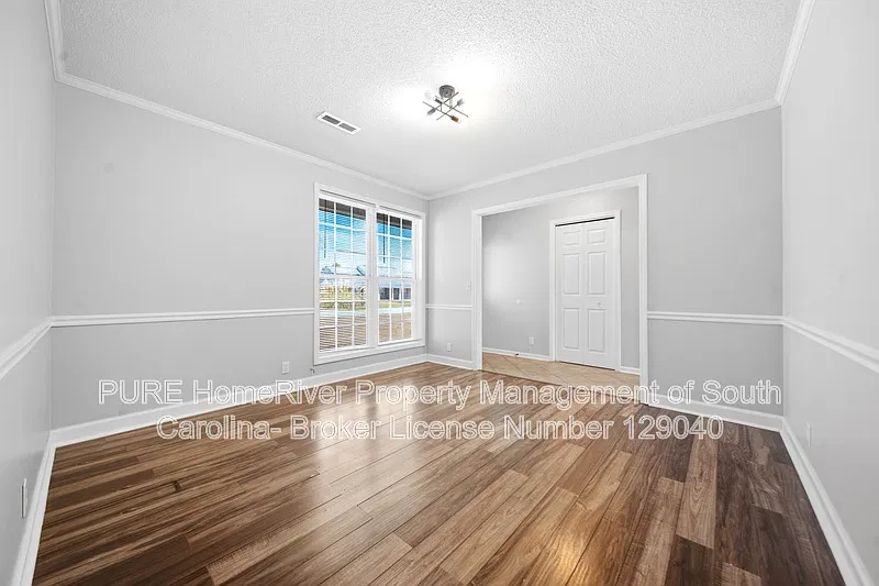 3 bed, 2.0 bath, 1676 sqft, $1,800 — Photo 4