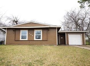 135 Rollingwood Dr, Mesquite, TX 75149