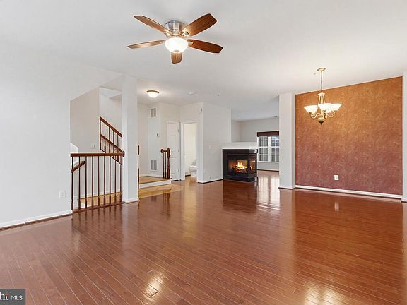 2nd image of 4477 Beacon Grove Cir #B