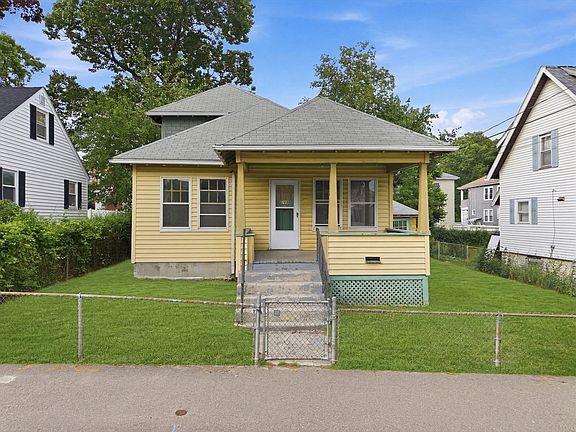 2nd image of 100 Taunton Ave