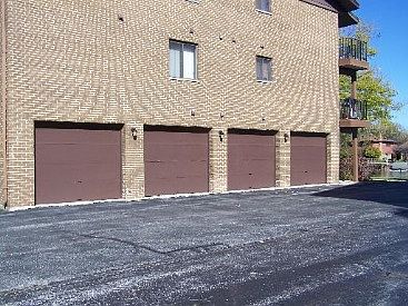 2nd image of 19519 Lake Shore Dr APT 3N