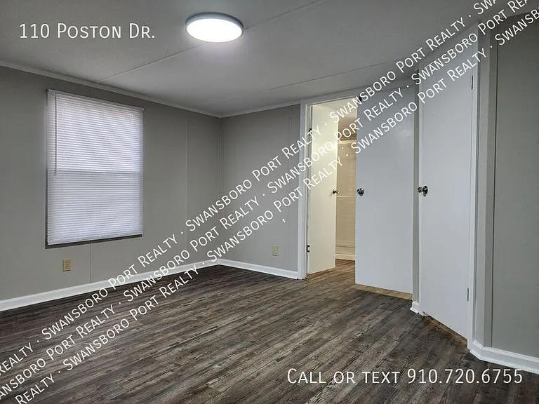 110 Poston Dr — Photo 15