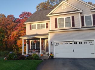 22 Hillcrest Dr, Southington, CT 06489