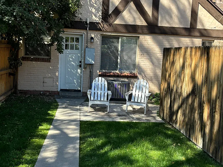 1256 Albion St — Photo 13