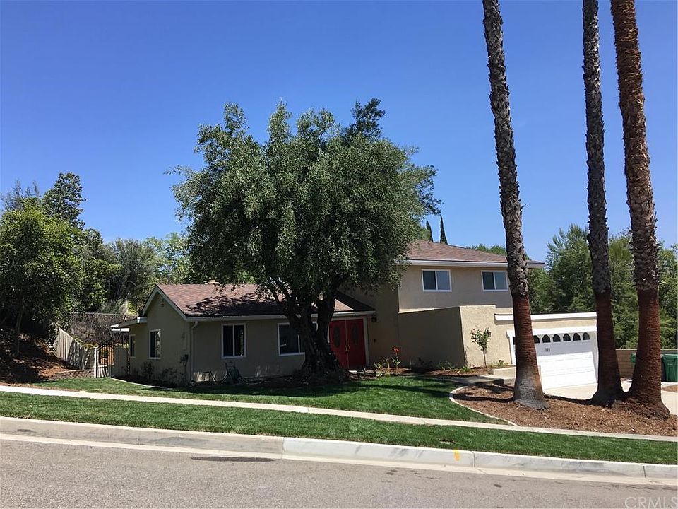 1st image of 326 N Del Sol Ln
