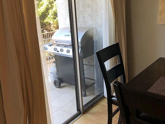 3rd image of 1048 14th St APT 103