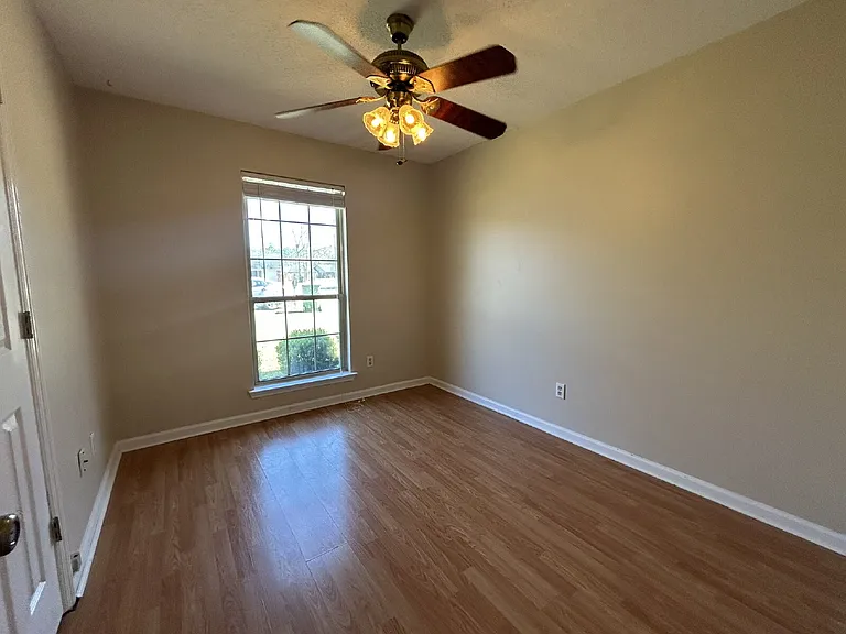 1559 Hedrick Ct — Photo 12