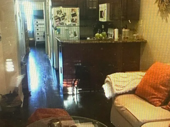 224 Madison Street image 9 of 9