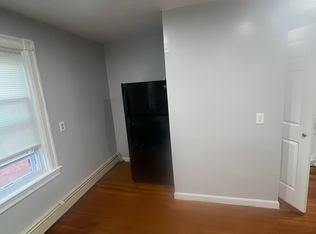 177 Kenyon Ave FLOOR 2, Pawtucket, RI 02861
