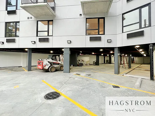 Rented by Hagstrom Management Inc | media 29