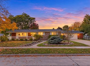 1135 Windsor St, Oshkosh, WI 54902