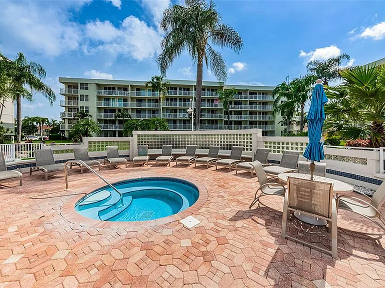 6061 Bahia Del Mar Cir #347 — Photo 18
