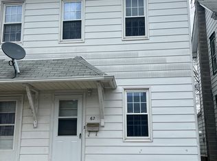 62 E Franklin St, Ephrata, PA 17522