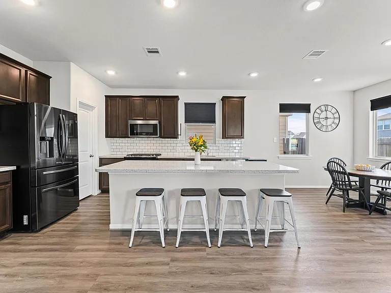 5343 Marisol Cove Dr — Photo 8
