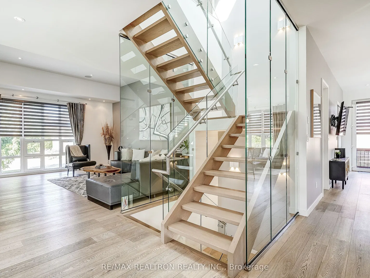5 bed, $7,500 — Photo 4