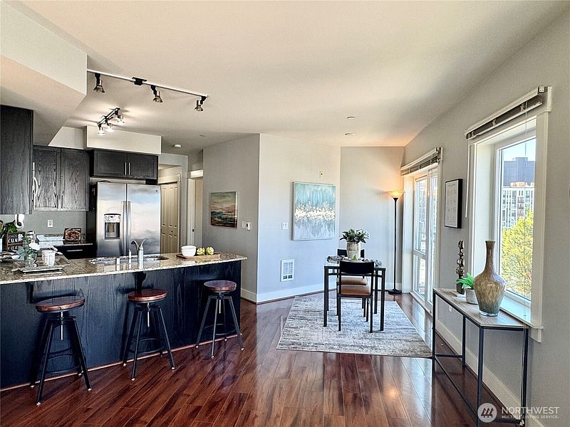 5th image of 699 John Street #502