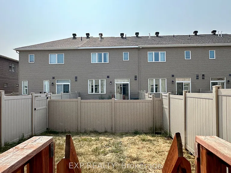 2470 Waterlilly Way — Photo 8