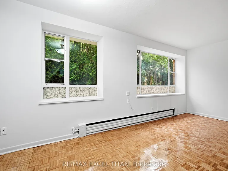 2895 Bathurst St #107 — Photo 7