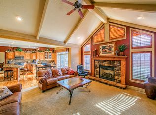 1561 E Daylesford Dr, Eagle, ID 83616