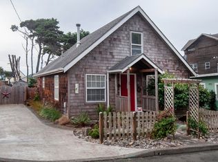 1332 NW 19th St, Lincoln City, OR 97367