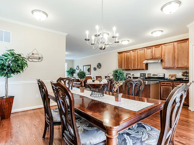 8235 Jeremiah Ln — Photo 6