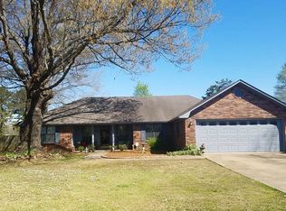 803 Kamak Dr, Beebe, AR 72012