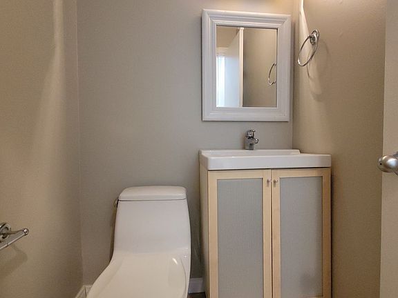 5th image of 2582 Del Mar Heights Rd Unit 22