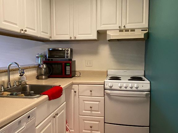 4th image of 1905 San Gabriel St APT 205