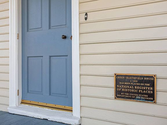 4th image of 7404 Halifax Rd