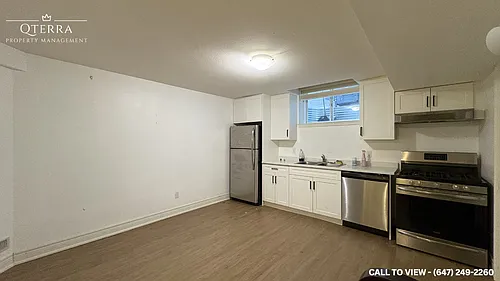 14 Overholt Dr Photo 1