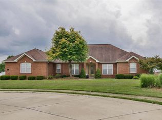 1506 Scoter Ct, Swansea, IL