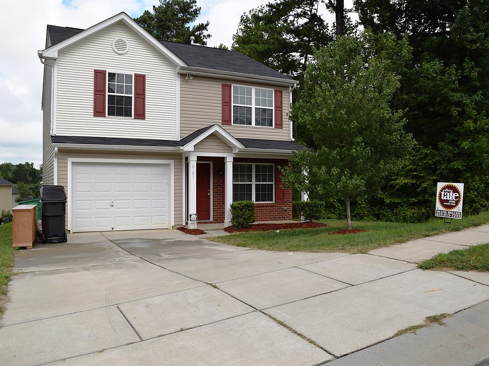 Cute house priced to sell!