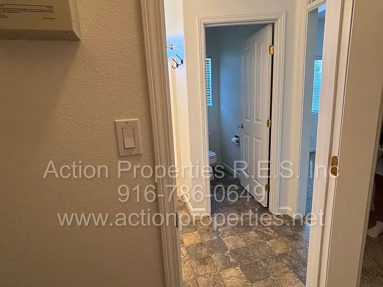 320 Bettencourt Dr — Photo 22