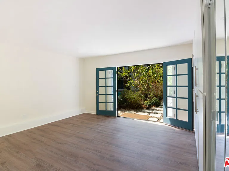 552 Wilcox Ave — Photo 46