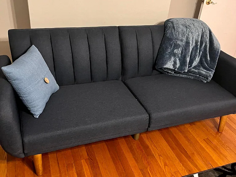 master bedroom can fit full couch/futon