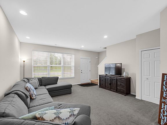 4th image of 11384 Kentucky St
