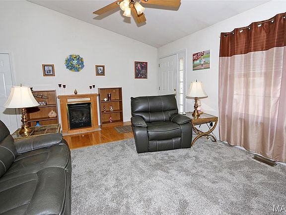 4th image of 1289 Summergate Pkwy Unit 2B