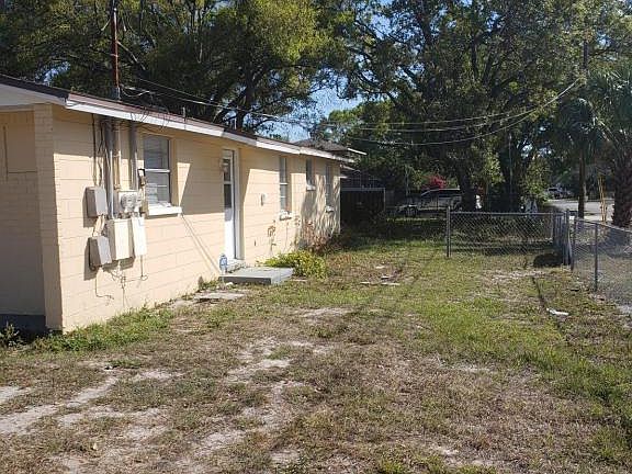 2nd image of 5401 E Columbus Dr