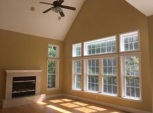 23 Angelo Blvd, Poughkeepsie, NY 12603