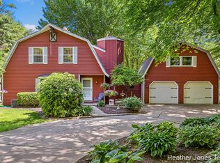 7437 Youngman Rd, Greenville, MI 48838