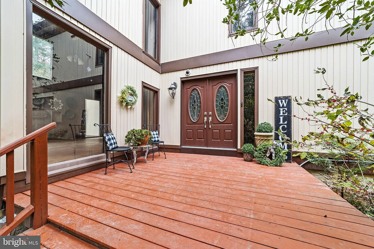2270 Chew Ave photo 1