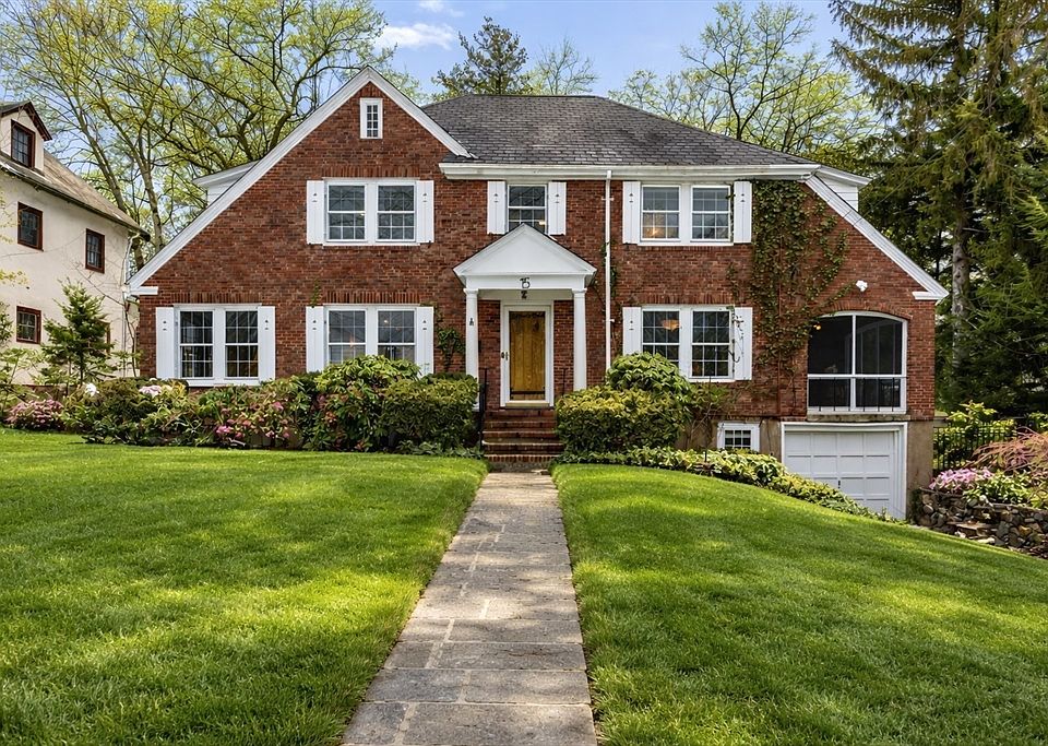 1st image of 15 Gammons Rd